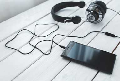 欧冠｜联赛阶段第四轮5日凌晨打响，两场焦点大战谁领风骚？